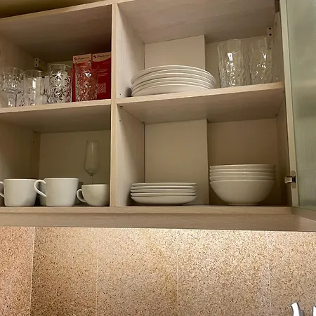 75m2 Stylish Comfort Cafe Next Door In Quiet דירה *